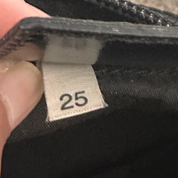 🎈SOLD🎈PRADA COSMETIC POUCH - Picture 8 of 11